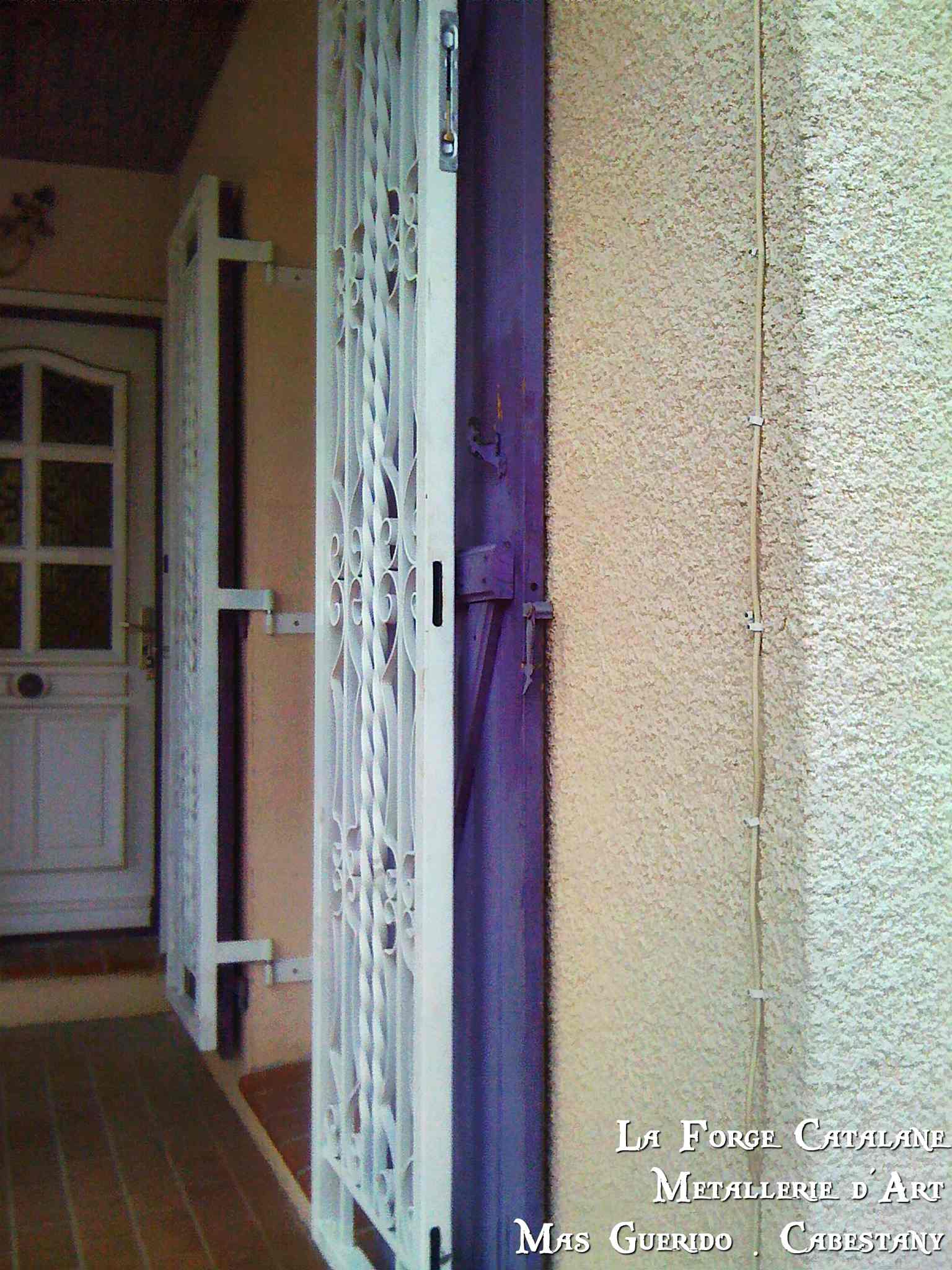 grille paumelle deportee forge catalane.jpg